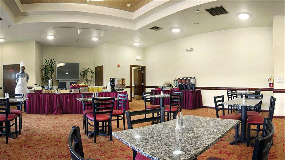 Ramada By Wyndham Tukwila Southcenter Hotel Ngoại thất bức ảnh